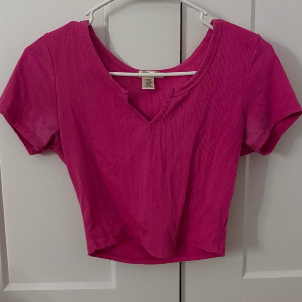 Bozzolo Fuchsia Ribbed Crop Top